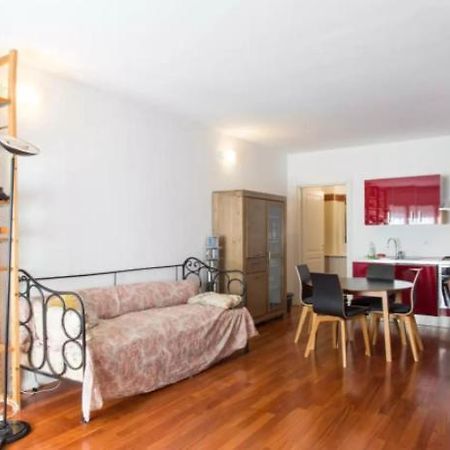 Vintage Apartment In Corvetto Area Mediolan Zewnętrze zdjęcie